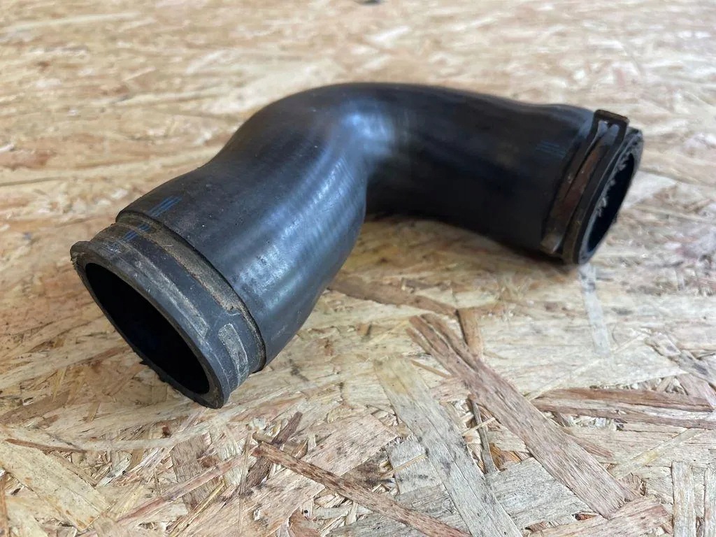 Intercooler Pipe VW Golf IV 1J0145838B 1.9 TDI Used