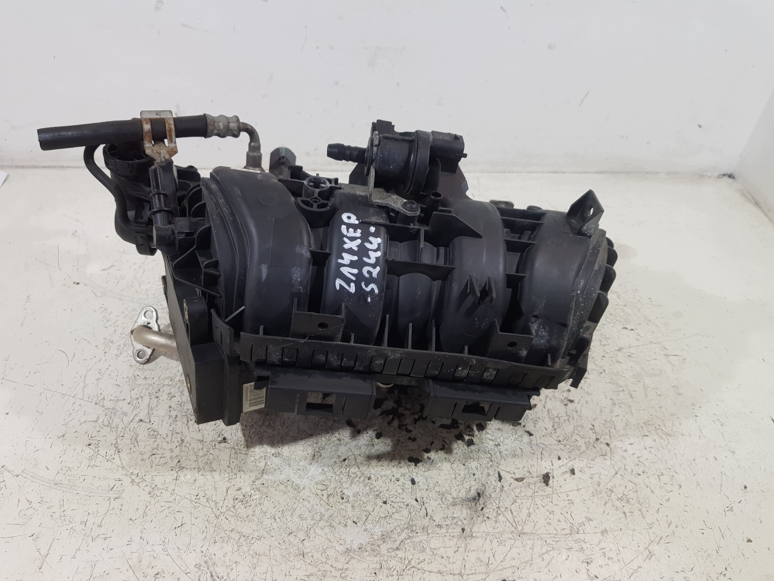 Intake Manifold 55559838 Opel Corsa C D Meriva A 1.4 Z14XEP