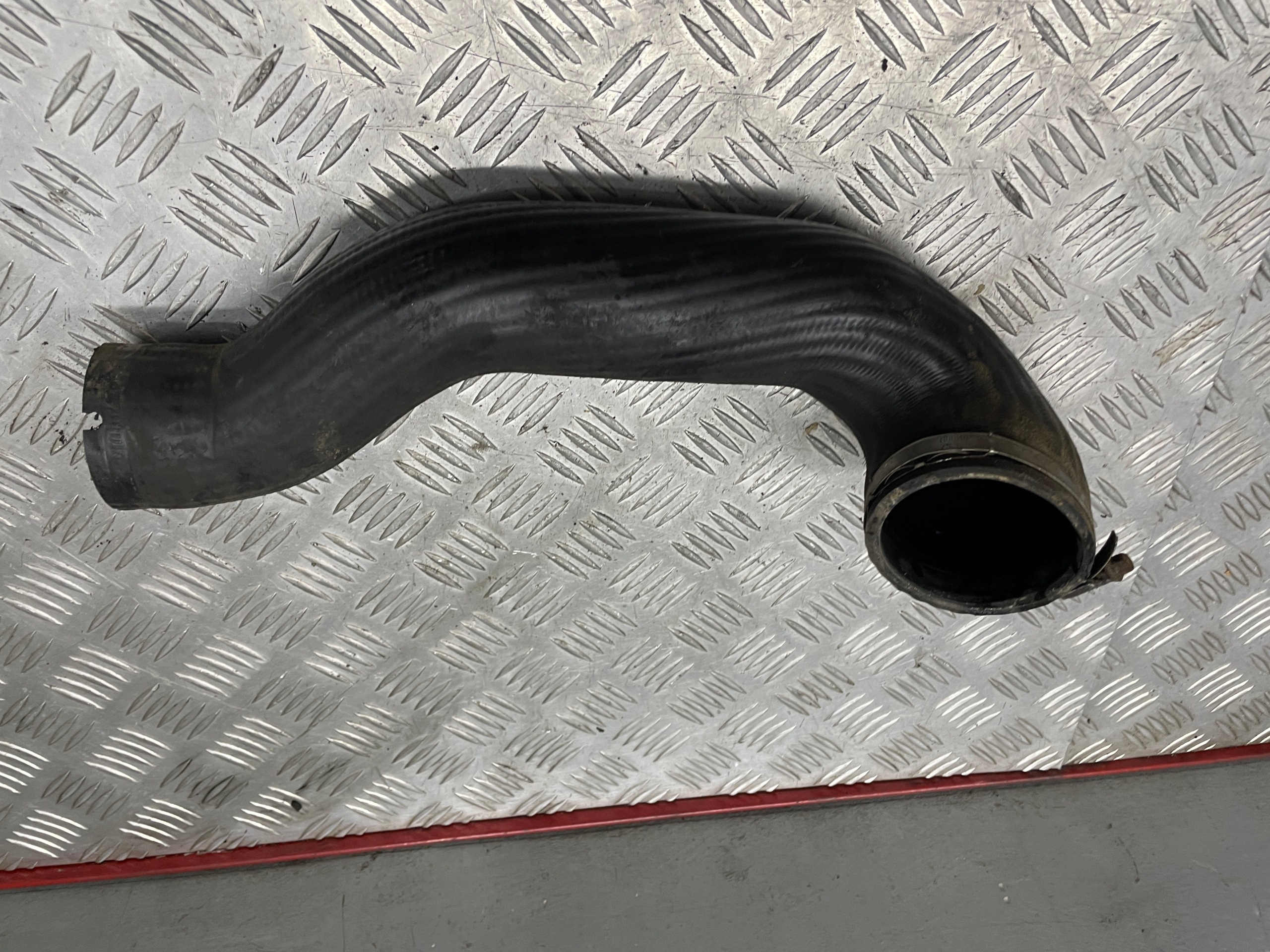 Intercoolerrör Opel Signum 2.0T 03-08 OEM 789852444 image 3