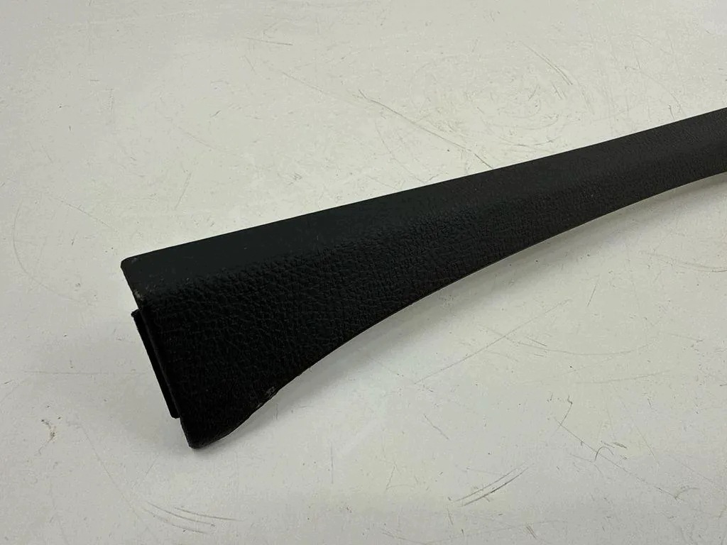 VW Passat Variant B6 3C0868237 Used OEM Part image 4