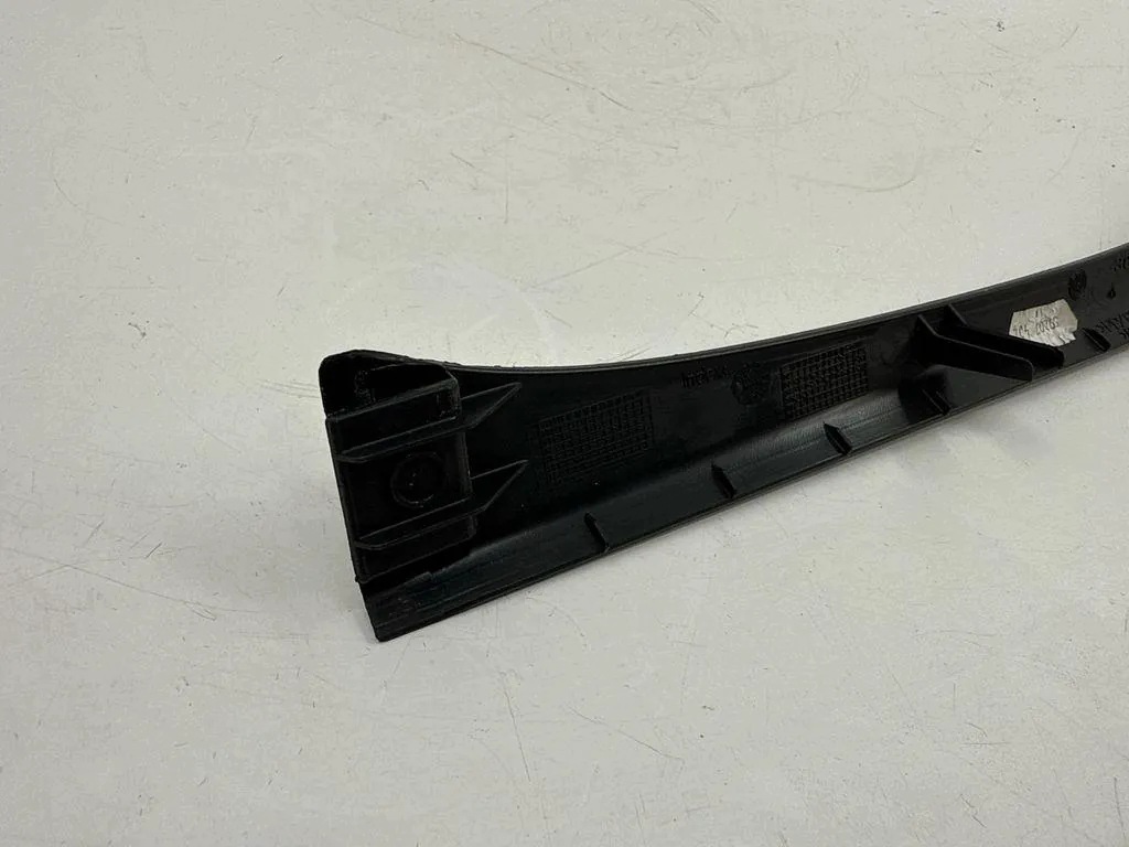 VW Passat Variant B6 3C0868237 Used OEM Part image 8