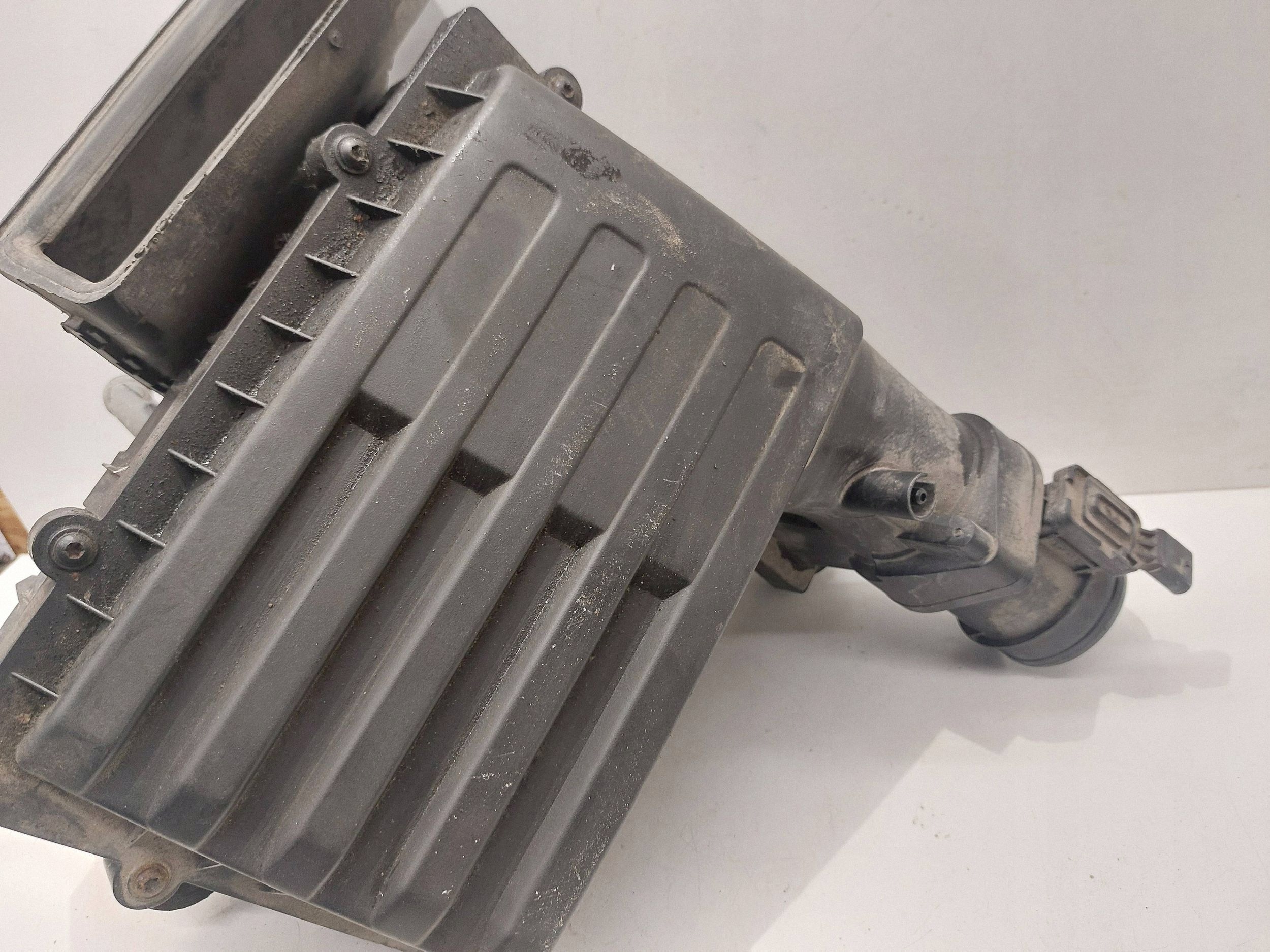 Filtro de Ar Skoda OE 5Q0129618B Usado image 5