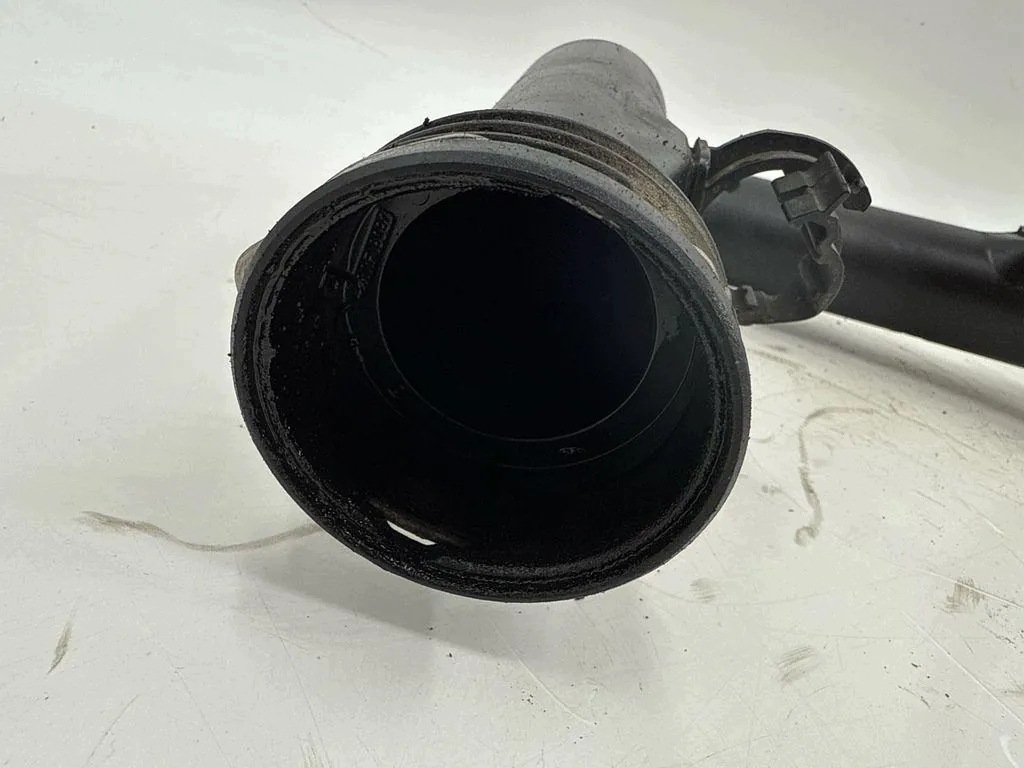 Tuyau d'intercooler VW Passat B6 1K0145762EE image 10