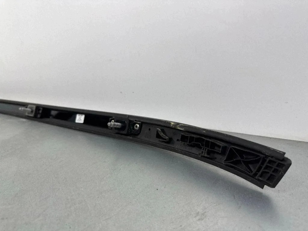Reling gauche Range Rover Velar L560 J8AM550A63CE image 8