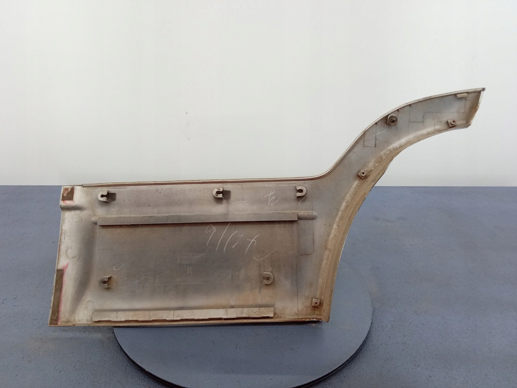 Listón puerta trasera derecha Suzuki Vitara 5D 94- image 7