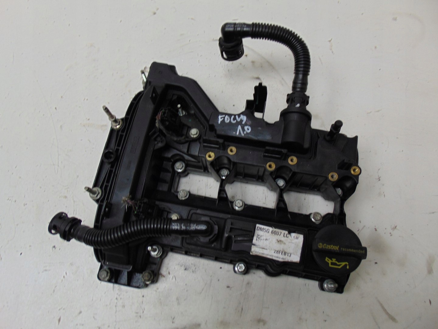 Ford OE CM5G-6K271-CG venttiilikopan kansi