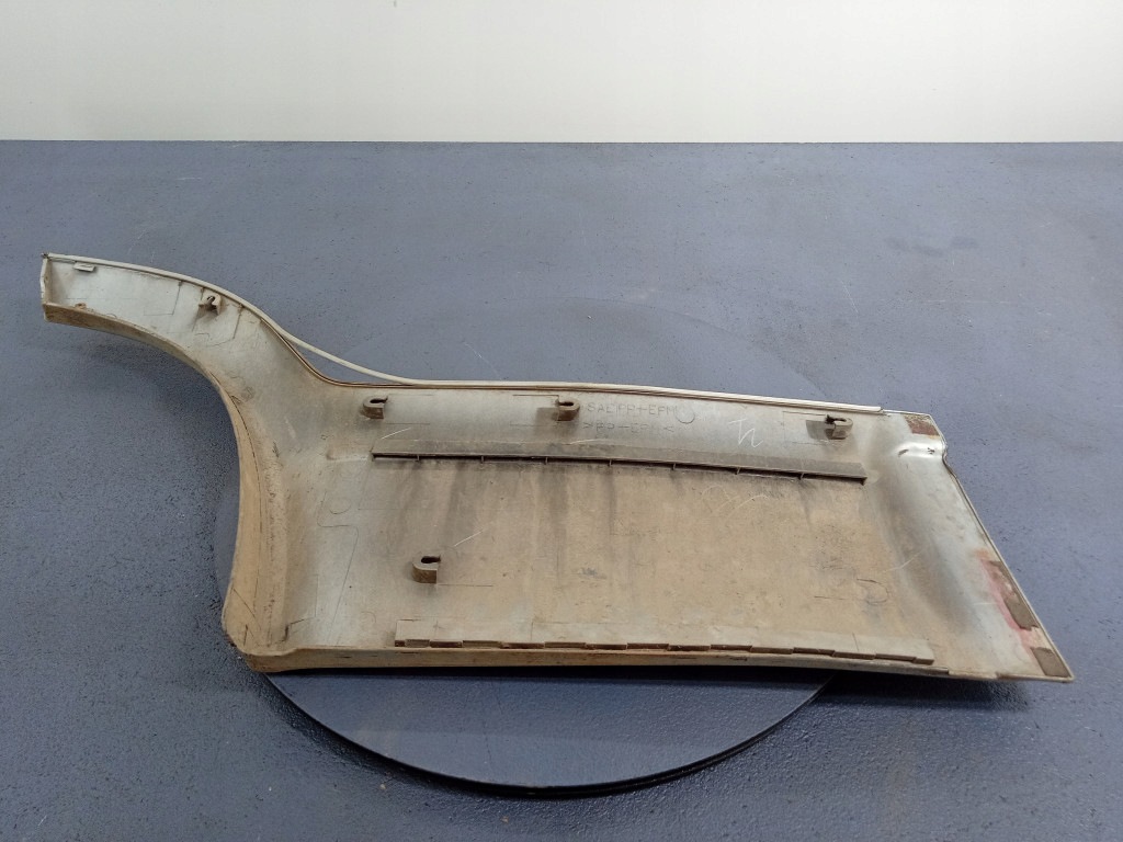 Suzuki Vitara I 5D Heckleiste links OEM A-826460-01 image 6