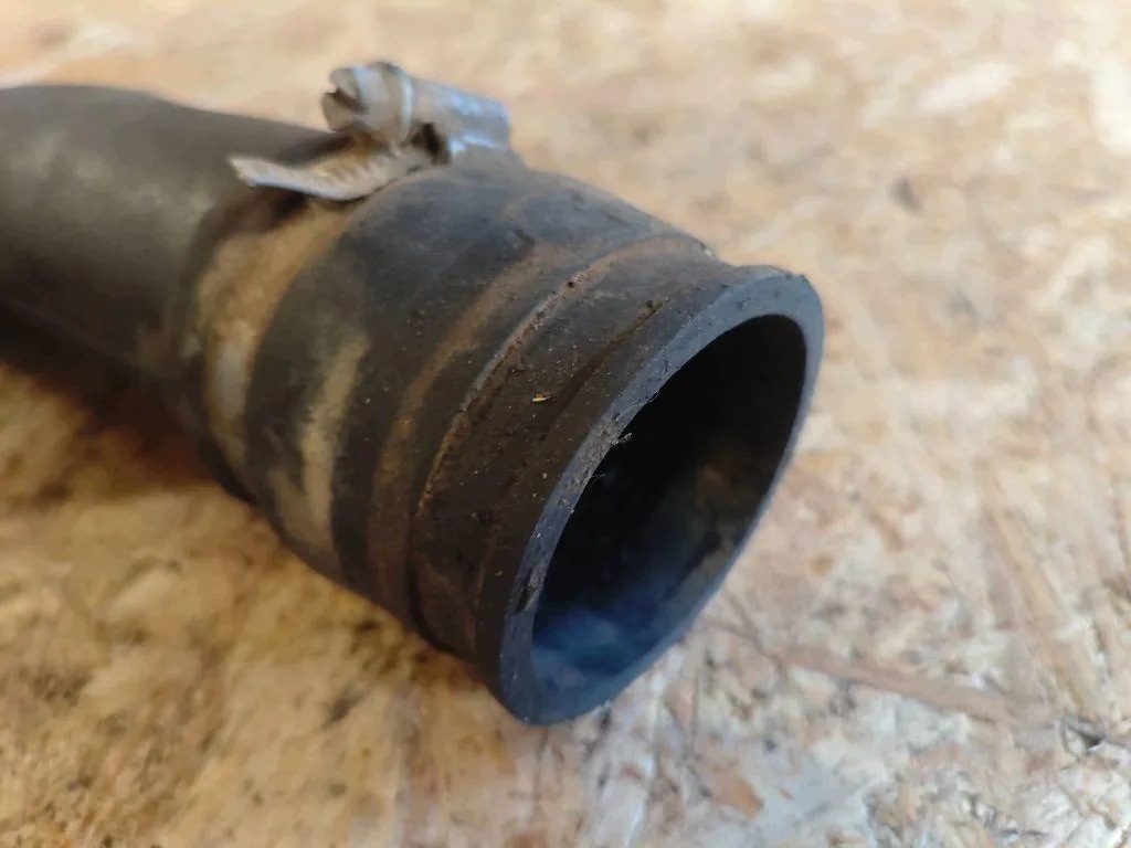 Tuyau d'intercooler VW Golf III 1H0145844 image 3
