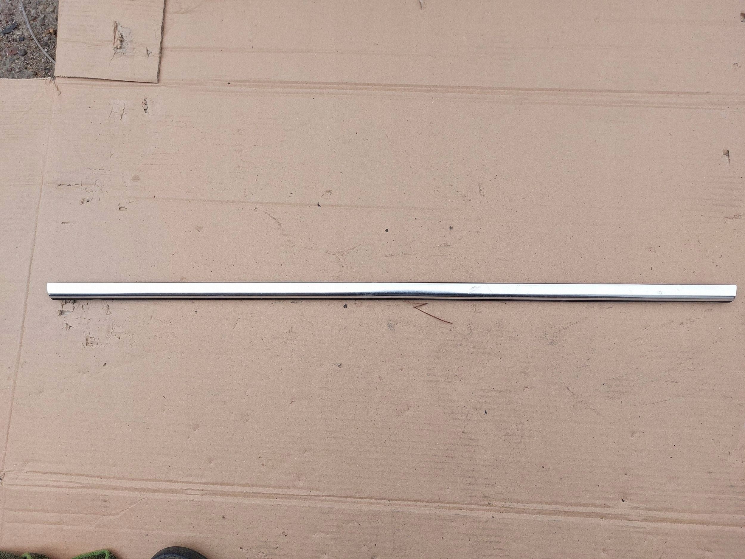 Liste vitre arrière VW Passat B7 3C9839475B image 2