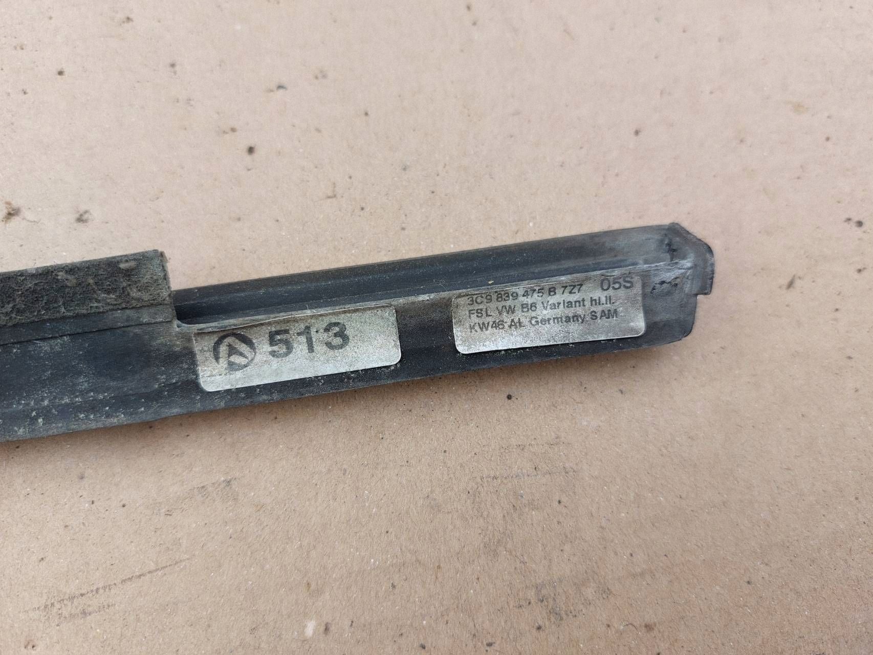 Liste vitre arrière VW Passat B7 3C9839475B image 6