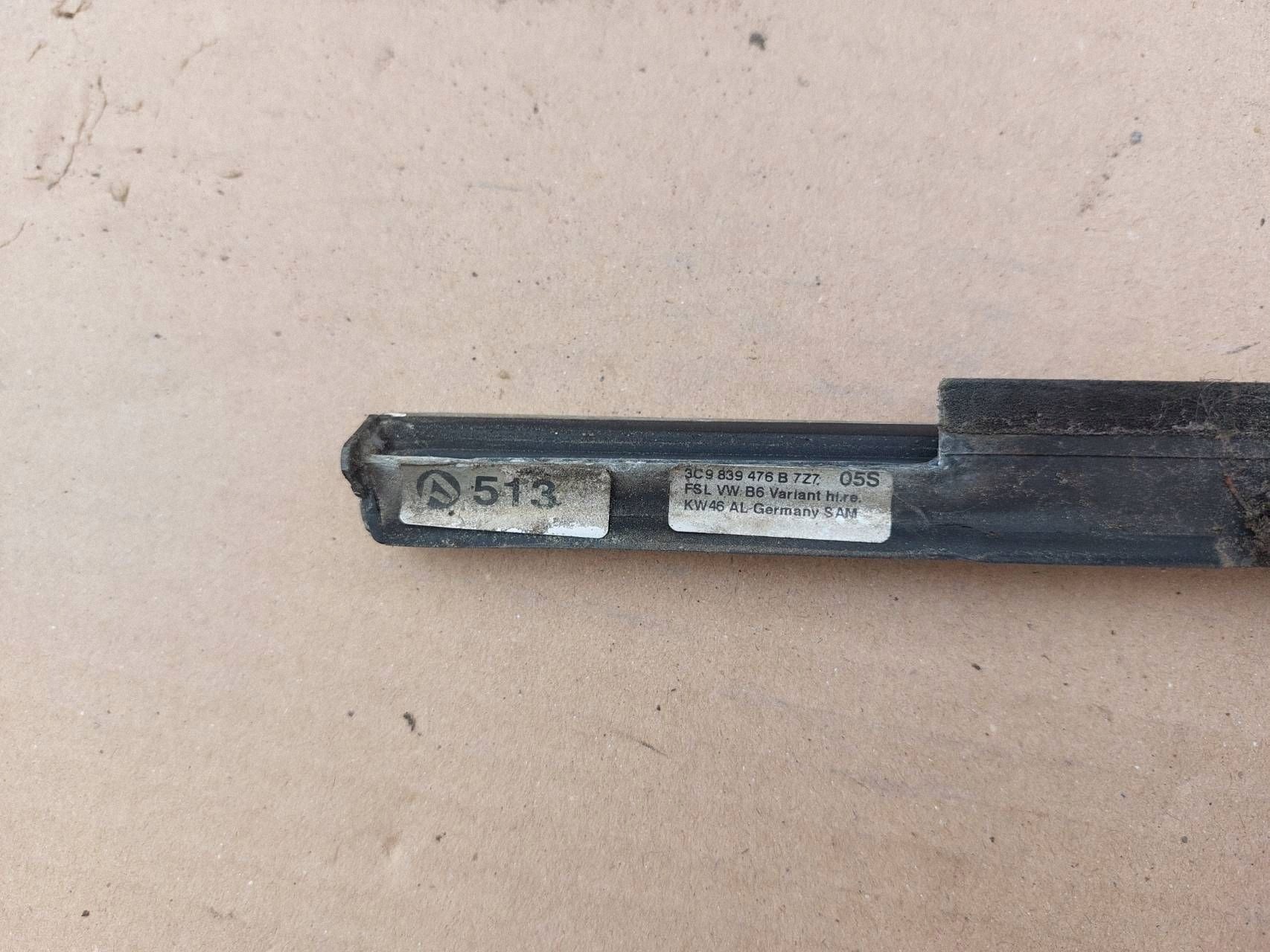 VW Passat B6 2007 Rechter raamstrip achterdeur OEM 3C9839476B image 5