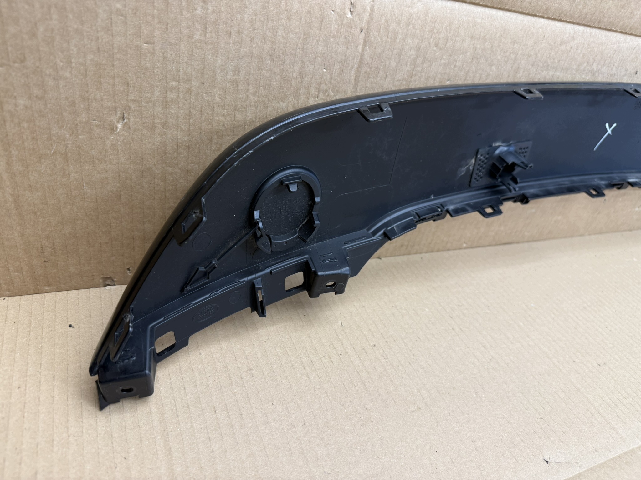 LAND ROVER VELAR L550 SPOILER PARACHOQUES image 10