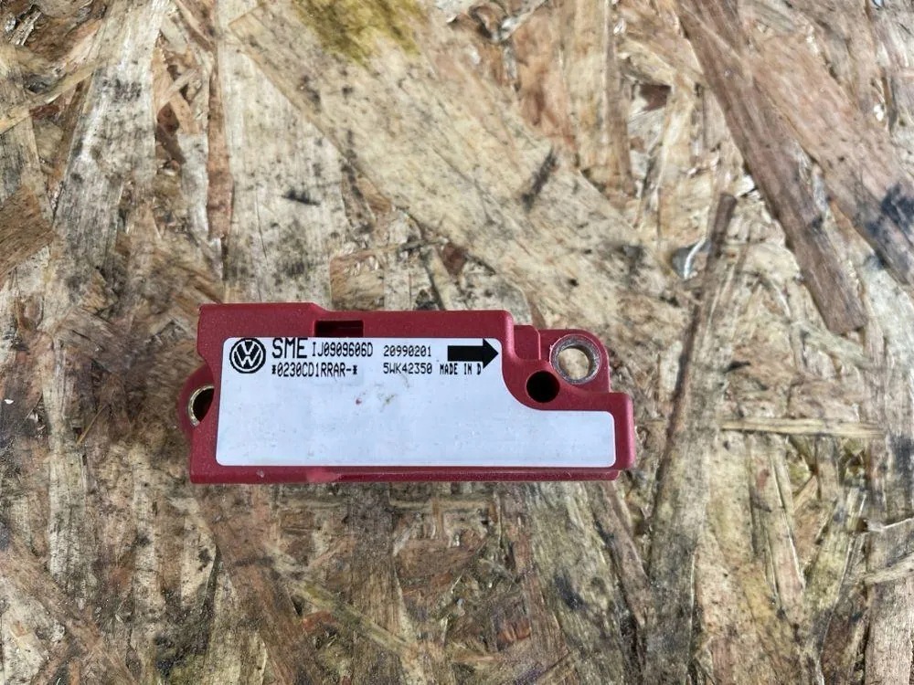 Schok sensor links VW Golf IV Variant 5WK42350 image 8
