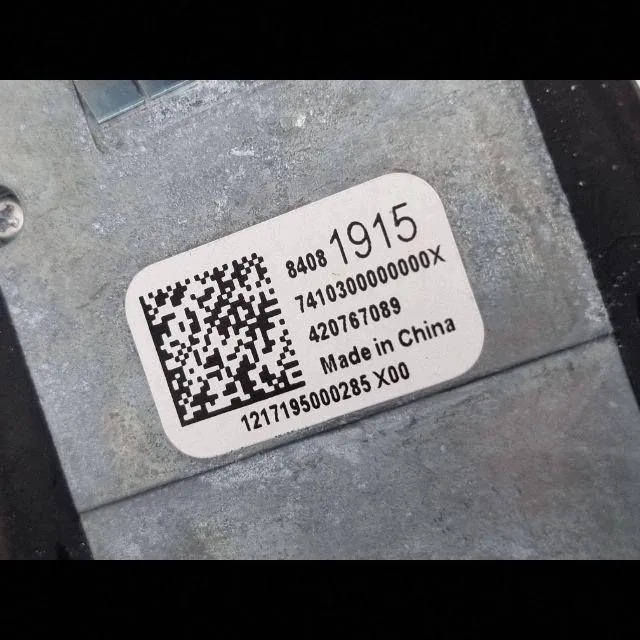 Käytetty antenni Cadillac Escalade 2018 6.2L image 7