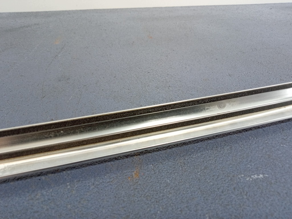 Mercedes E-Klasse W212 Dachleiste links Chrom OEM A2126901580 image 7