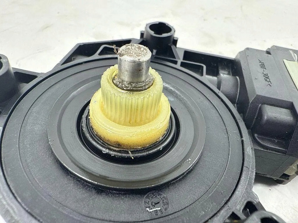 Motor de Vidro Dianteiro Direito Alfa Romeo D294500 image 3