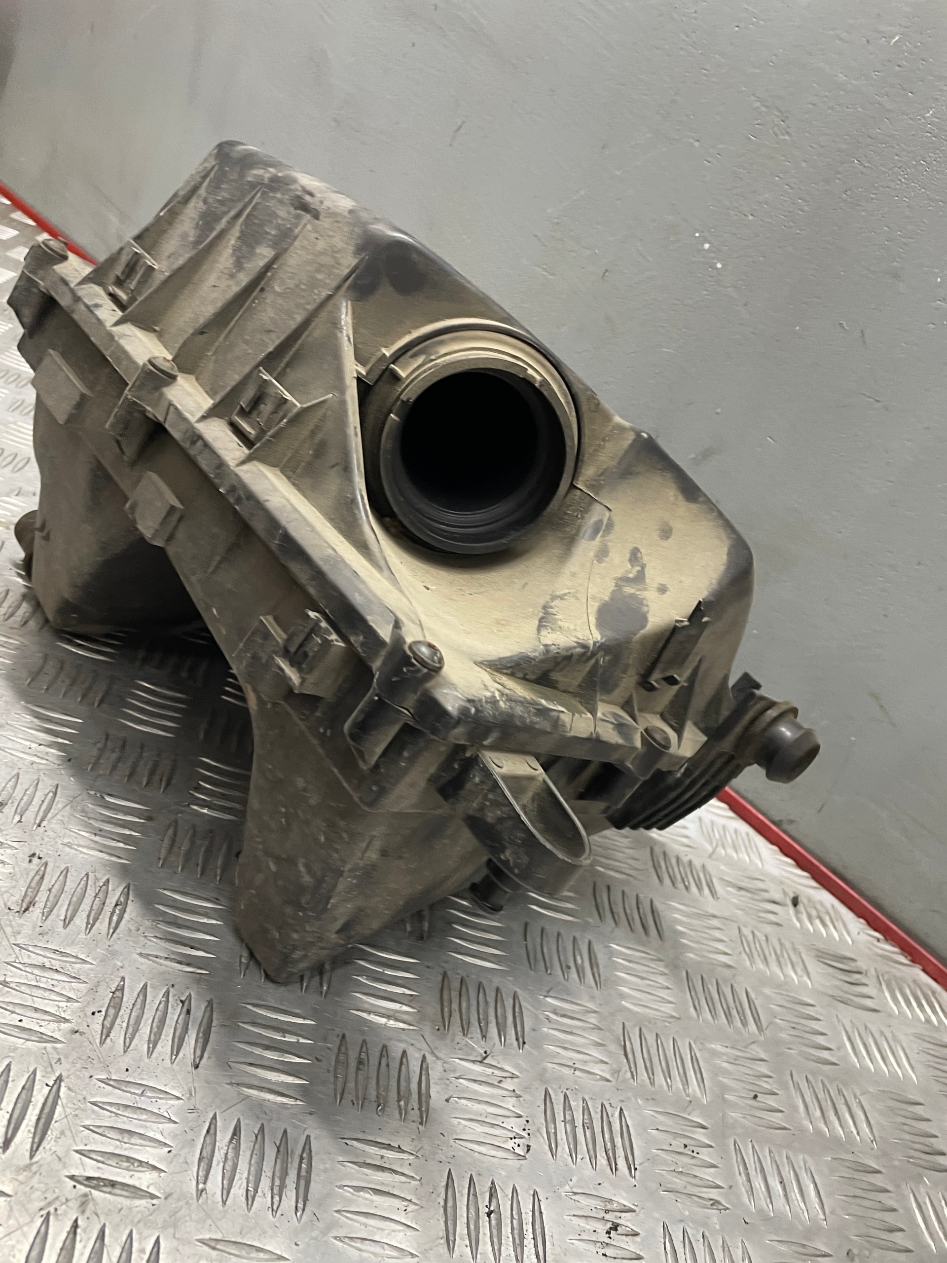 Luftfiltergehäuse Opel Signum 2.0T 03-08 OEM 78985244410 image 3