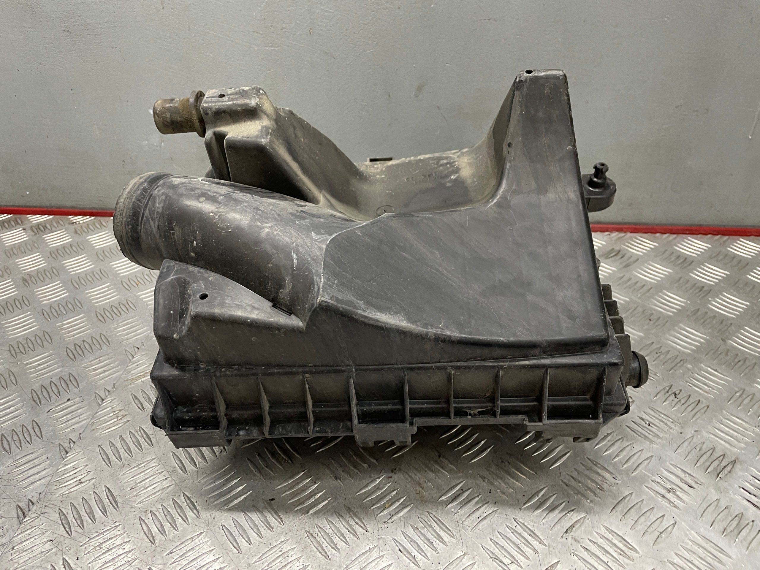 Luftfiltergehäuse Opel Signum 2.0T 03-08 OEM 78985244410 image 4