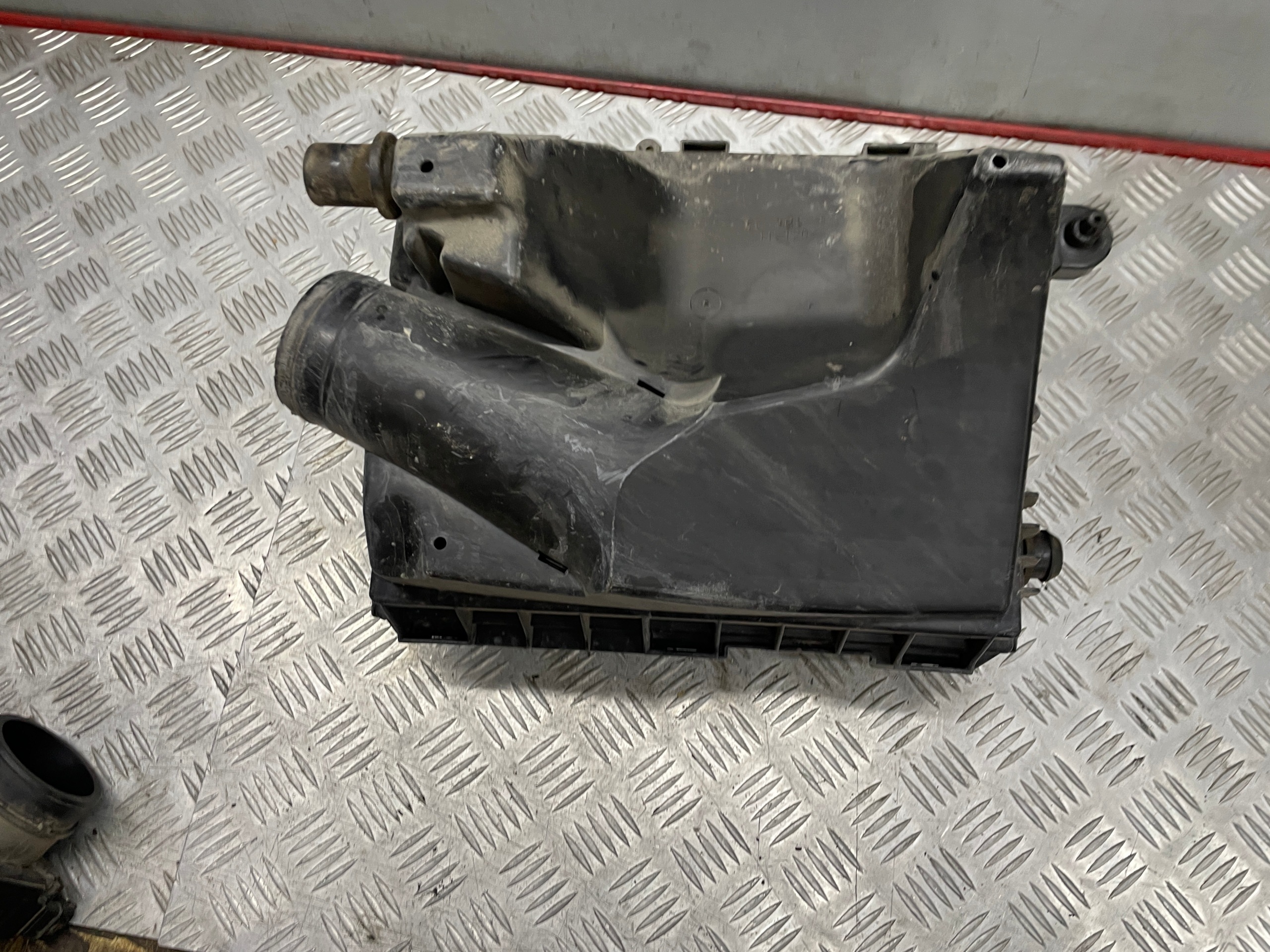 Luftfiltergehäuse Opel Signum 2.0T 03-08 OEM 78985244410 image 5