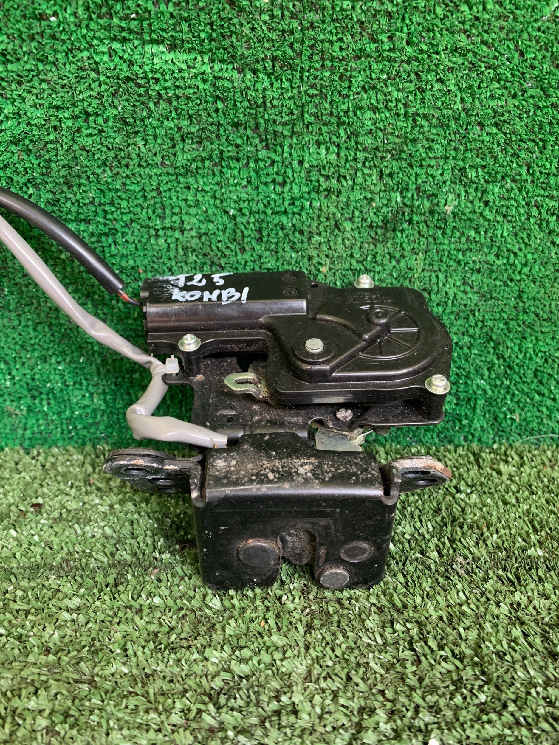 Serrure de hayon Toyota Avensis T25 break WLX5184 thumbnail 4