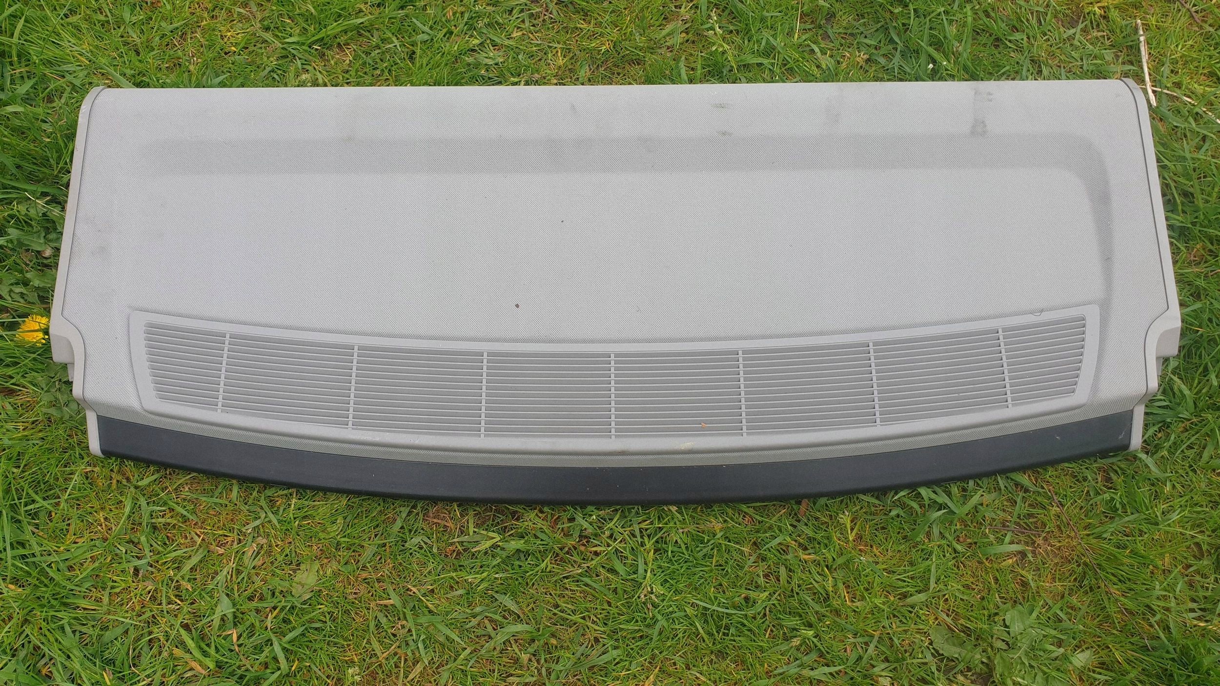BMW 5 GT F07 Taka hylly 2009-2014 image 2
