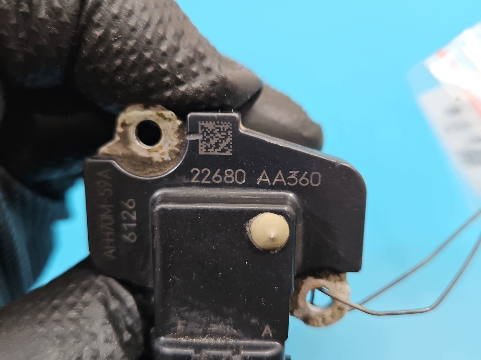 Subaru Forester II 2.0 Boxer MAF Sensor image 6