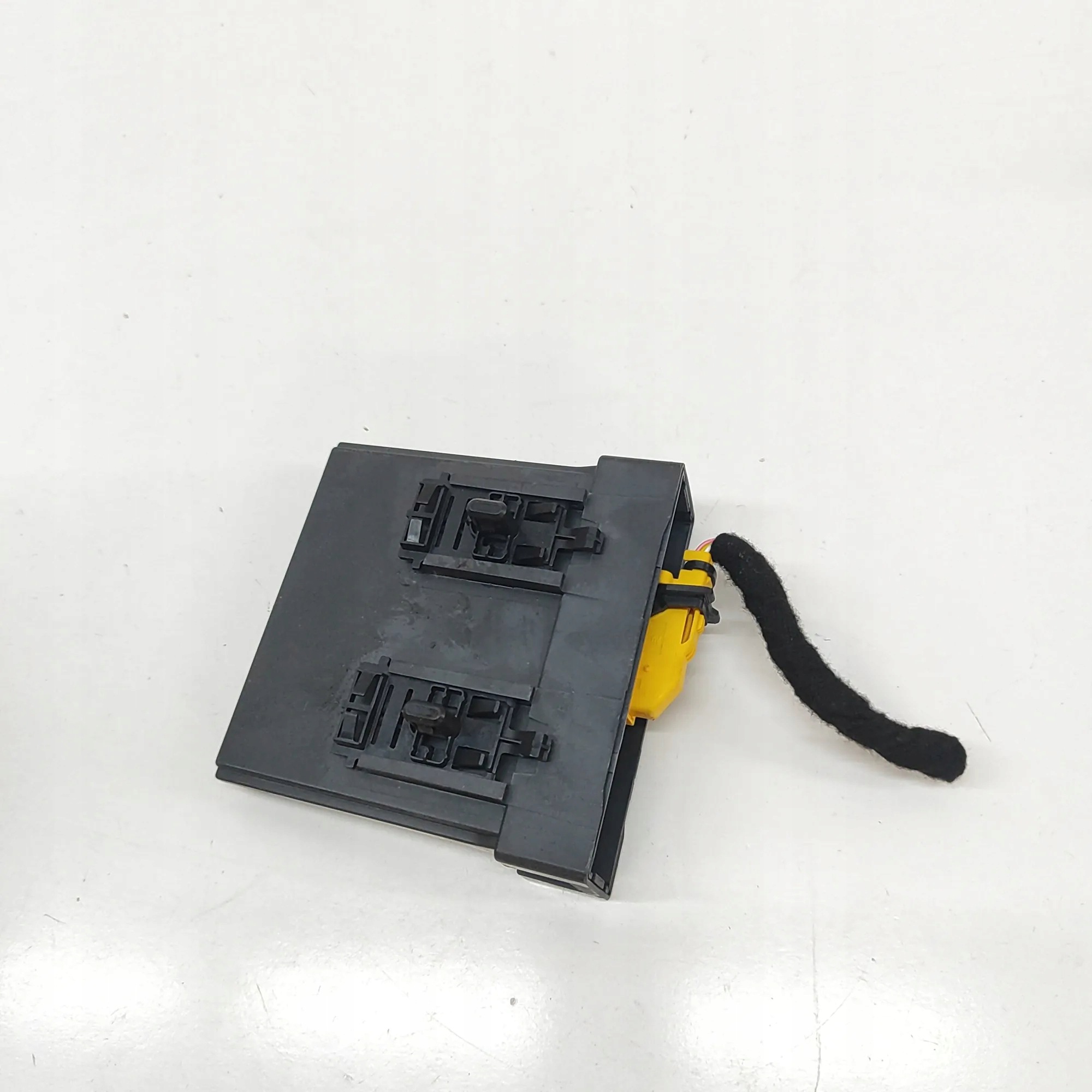 Peugeot 308 III T10 2022 Module LCM 9850440880 image 4