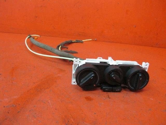 Panneau de commande de ventilation VW New Beetle 1C0820045D image 2