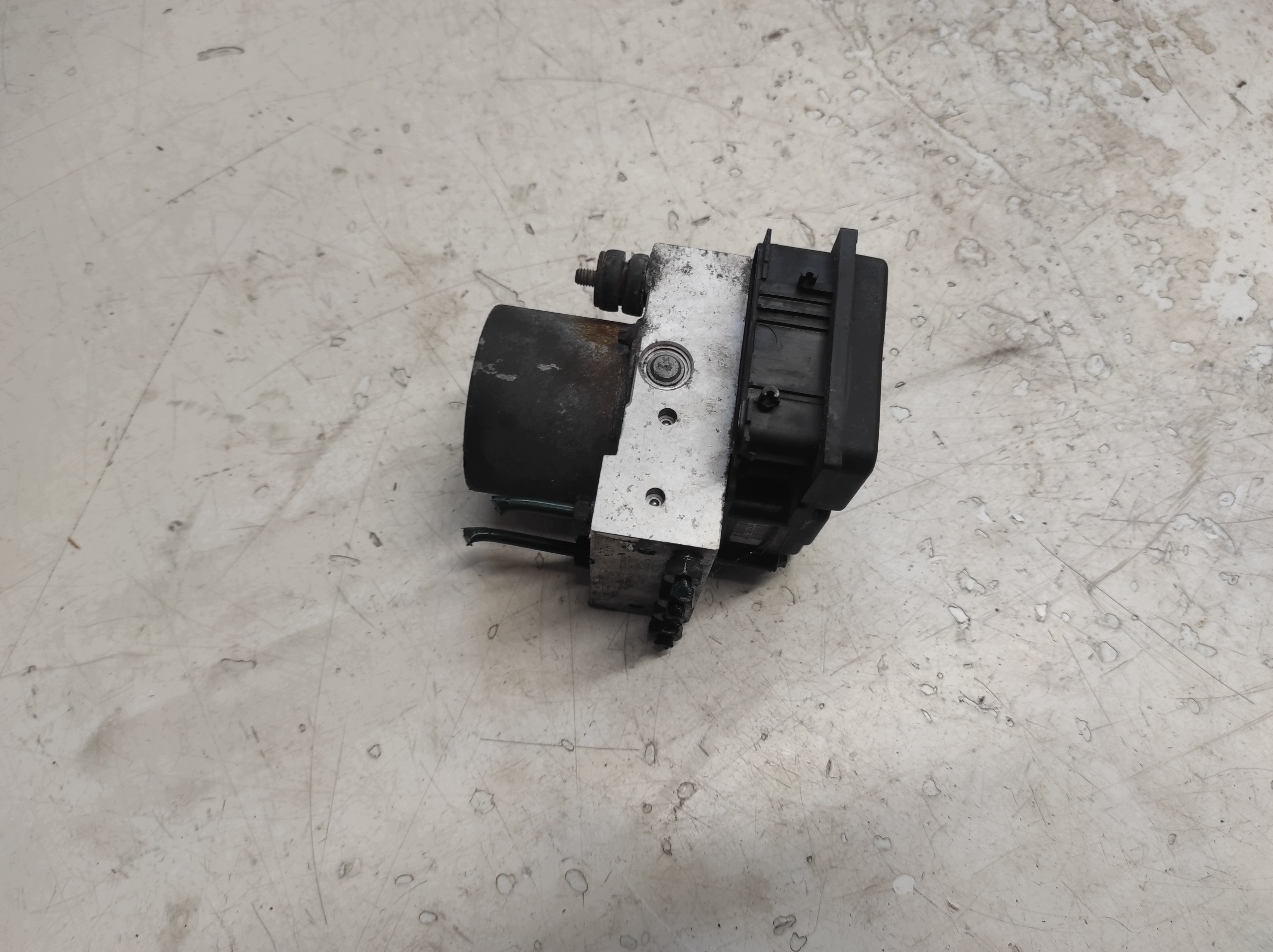 Opel Corsa C 1.7 CDTI ABS Pumpe 0265800372 image 3