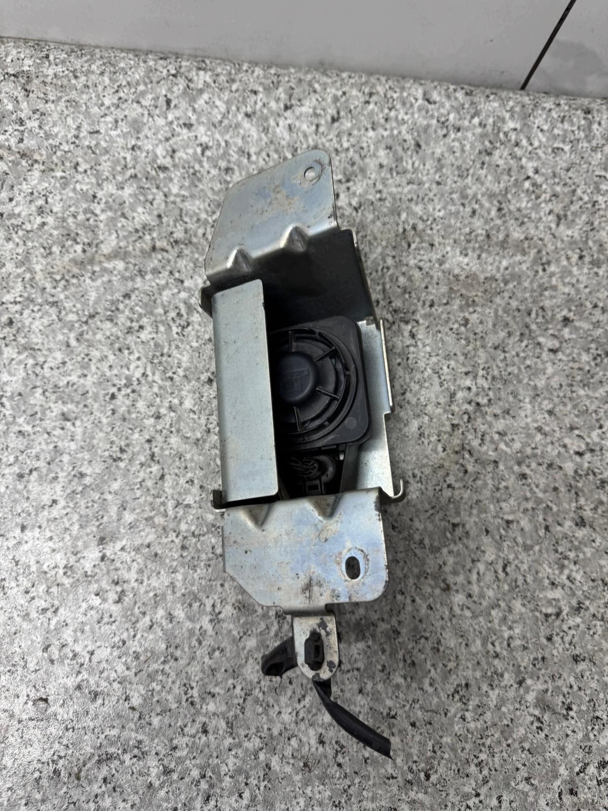 Sirena de alarma Mazda CX-30 2019-25 image 3
