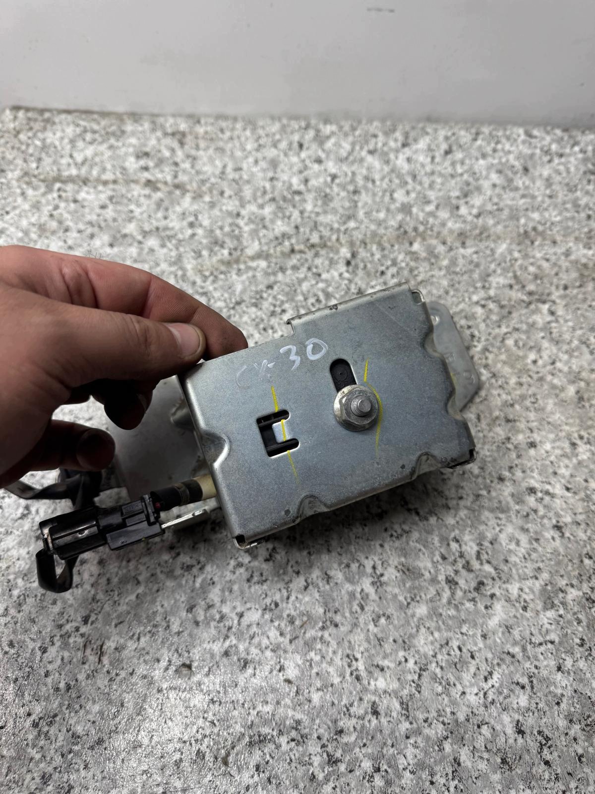 Sirena de alarma Mazda CX-30 2019-25 image 4