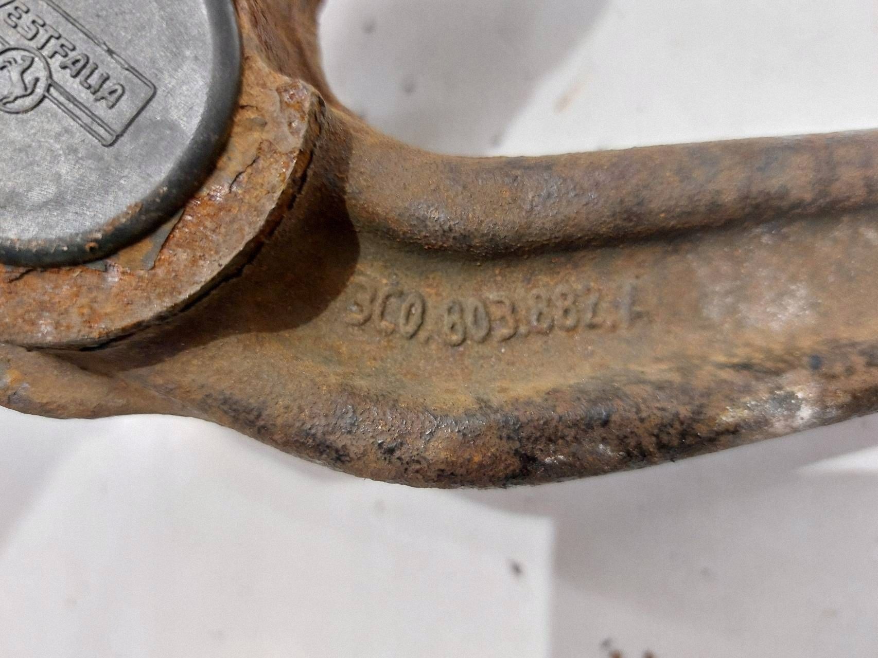 Attelage boule VW Passat B6 3C0803882A image 6