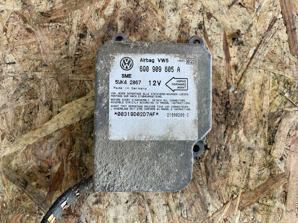 Module de suspension VW Golf IV 1.9 TDI 6Q0909605A image 3