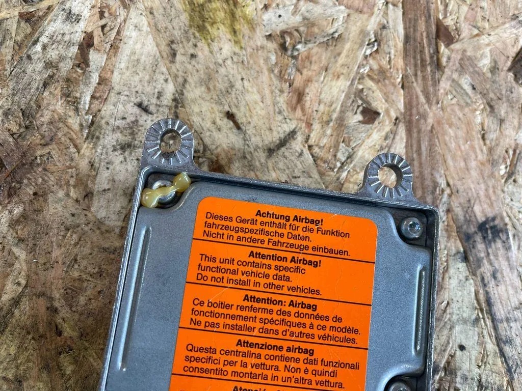 Module de suspension VW Golf IV 1.9 TDI 6Q0909605A image 8