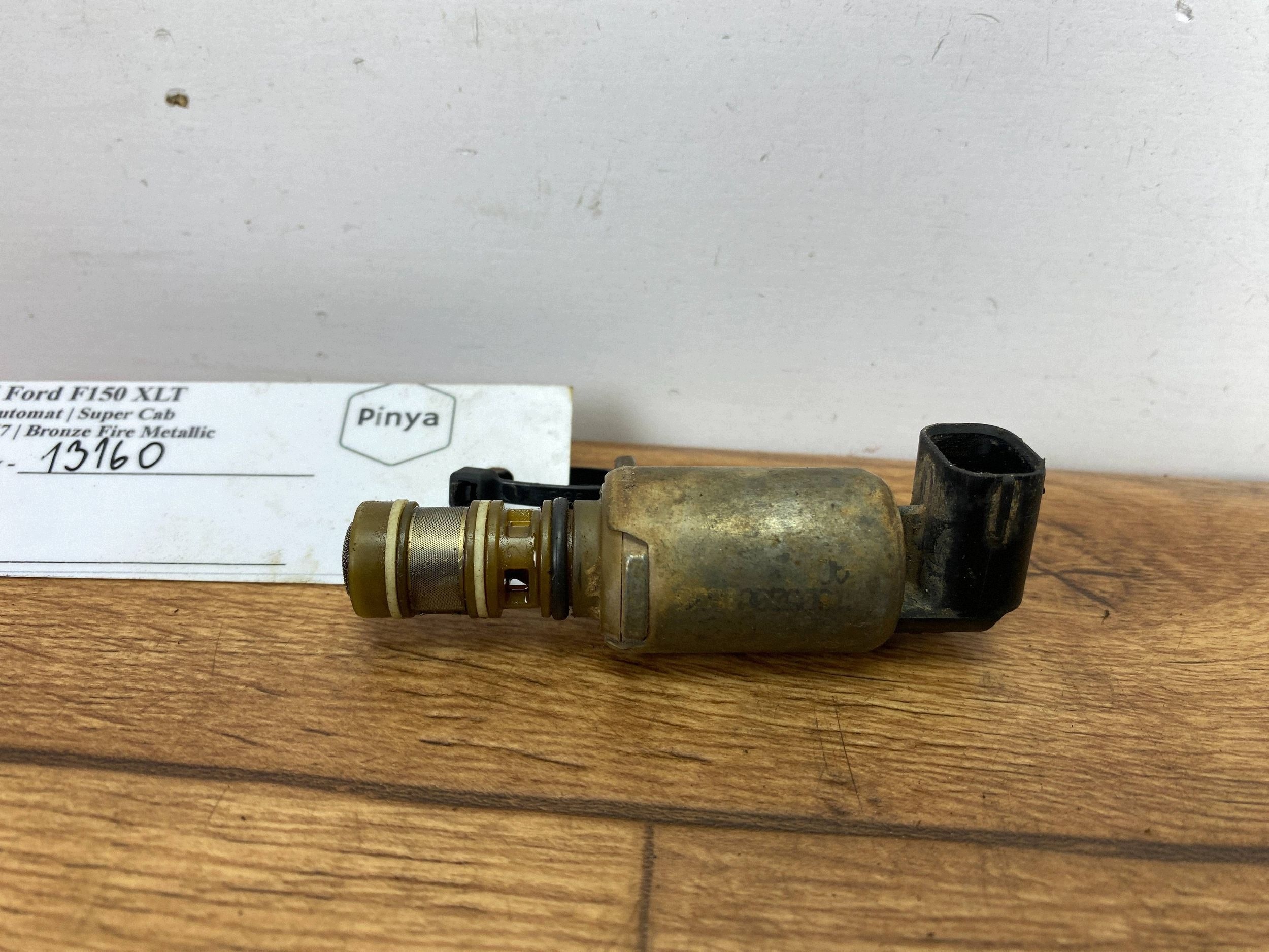 Oljefilterbas Ford F150 5.0 V8 2015+ FT4E6C888 image 2