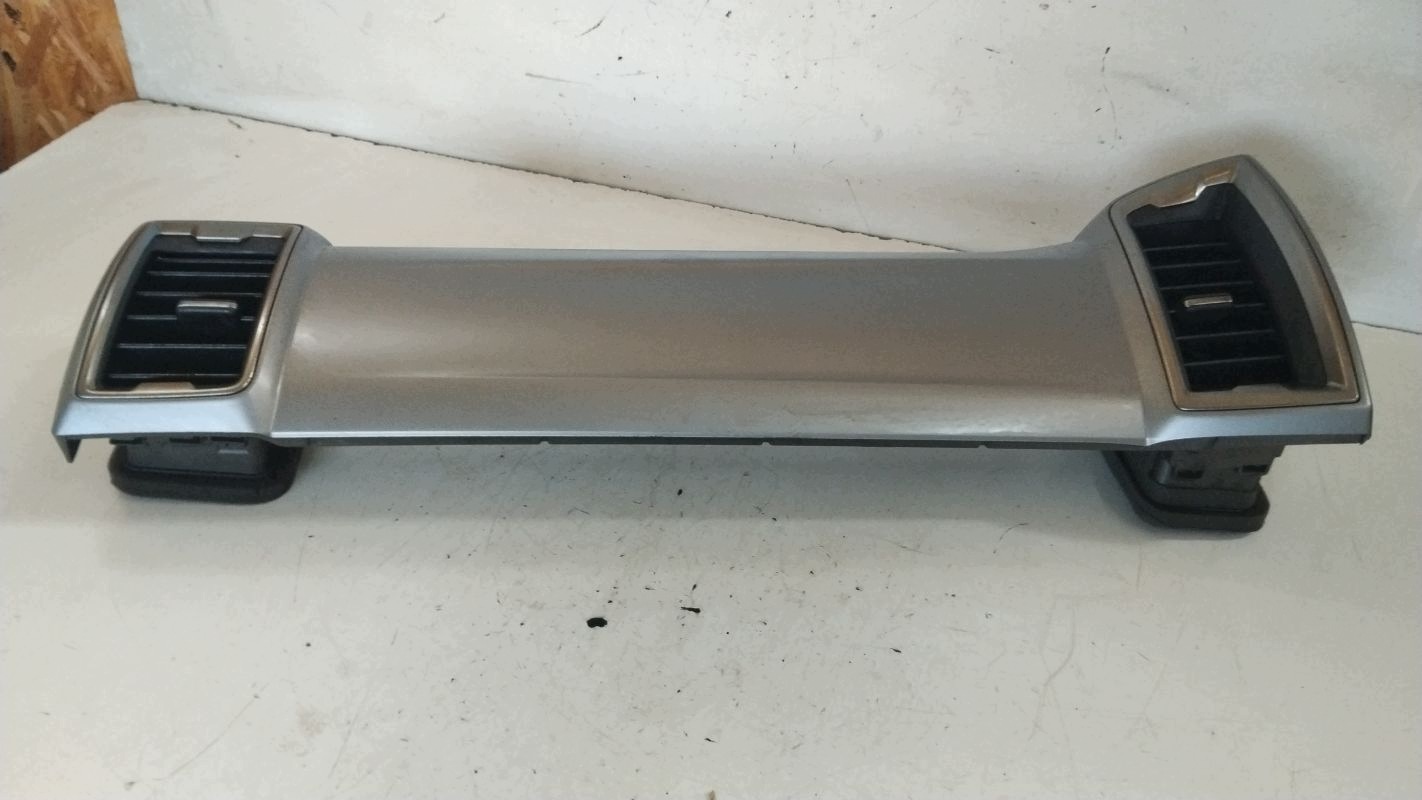Grille de ventilation Ford Ranger V EB3B41044K image 3
