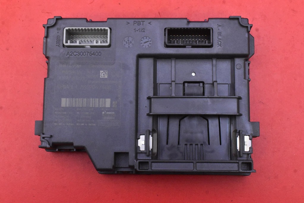 Start/Stop-painike kortinlukijalla 285904740R Renault Clio IV 1.5 dCi 75 hv