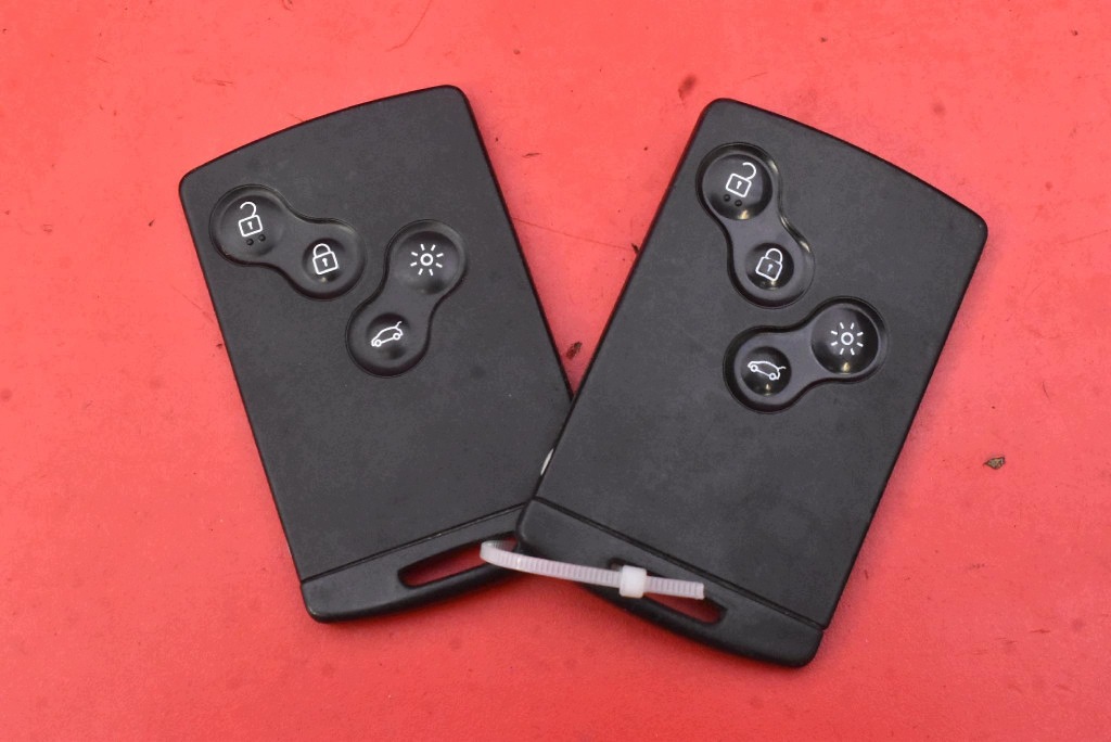 Bouton Start/Stop Renault Clio IV 1.5 dCi 75 image 4