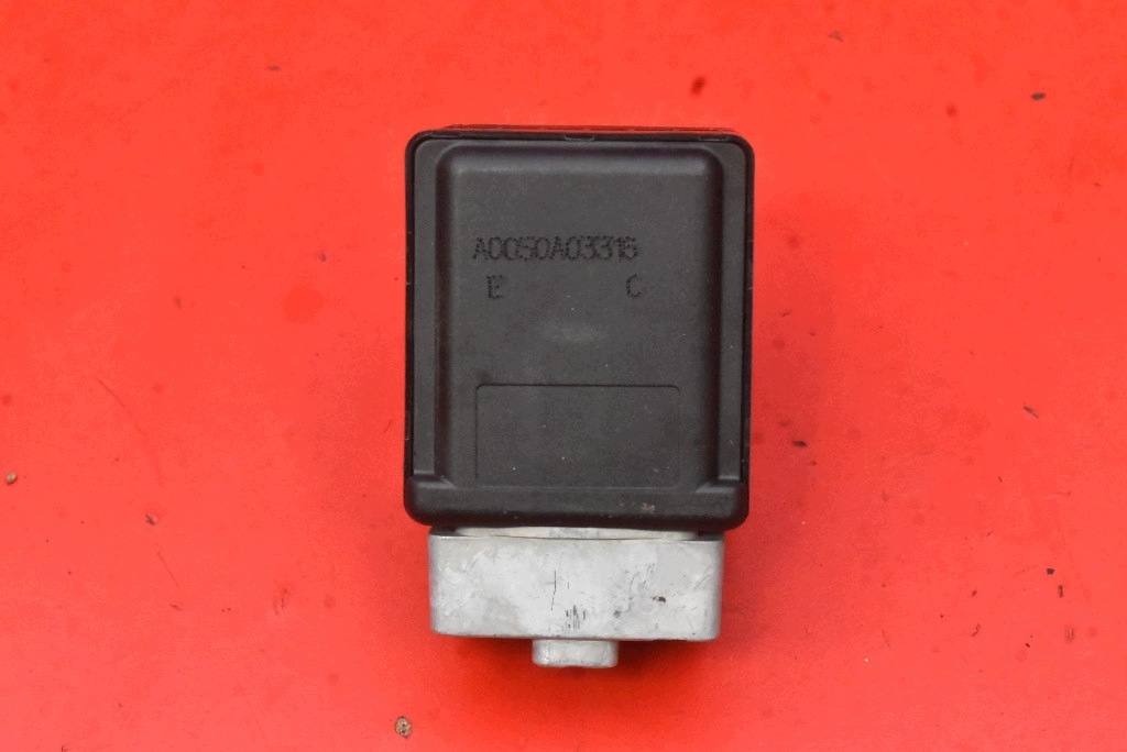 Bouton Start/Stop Renault Clio IV 1.5 dCi 75 image 8