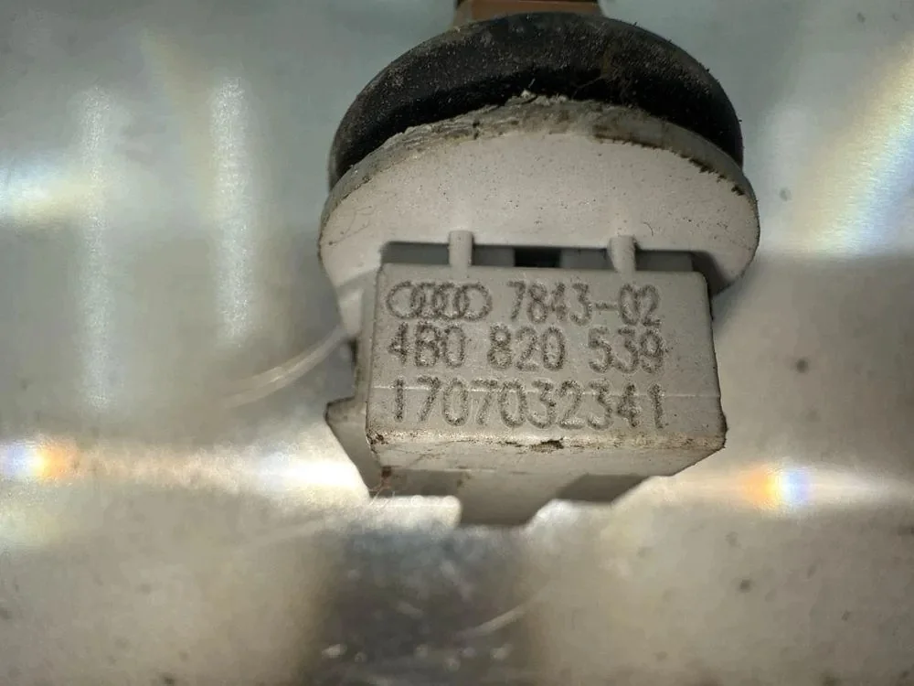 Außentemperatursensor AUDI A4 2.5 TDI image 5