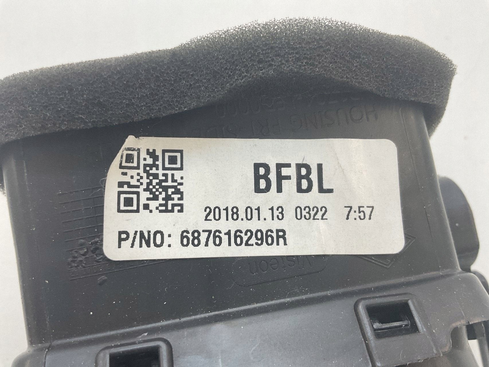 Luftgaller Vänster Renault Megane IV 687616296R image 8