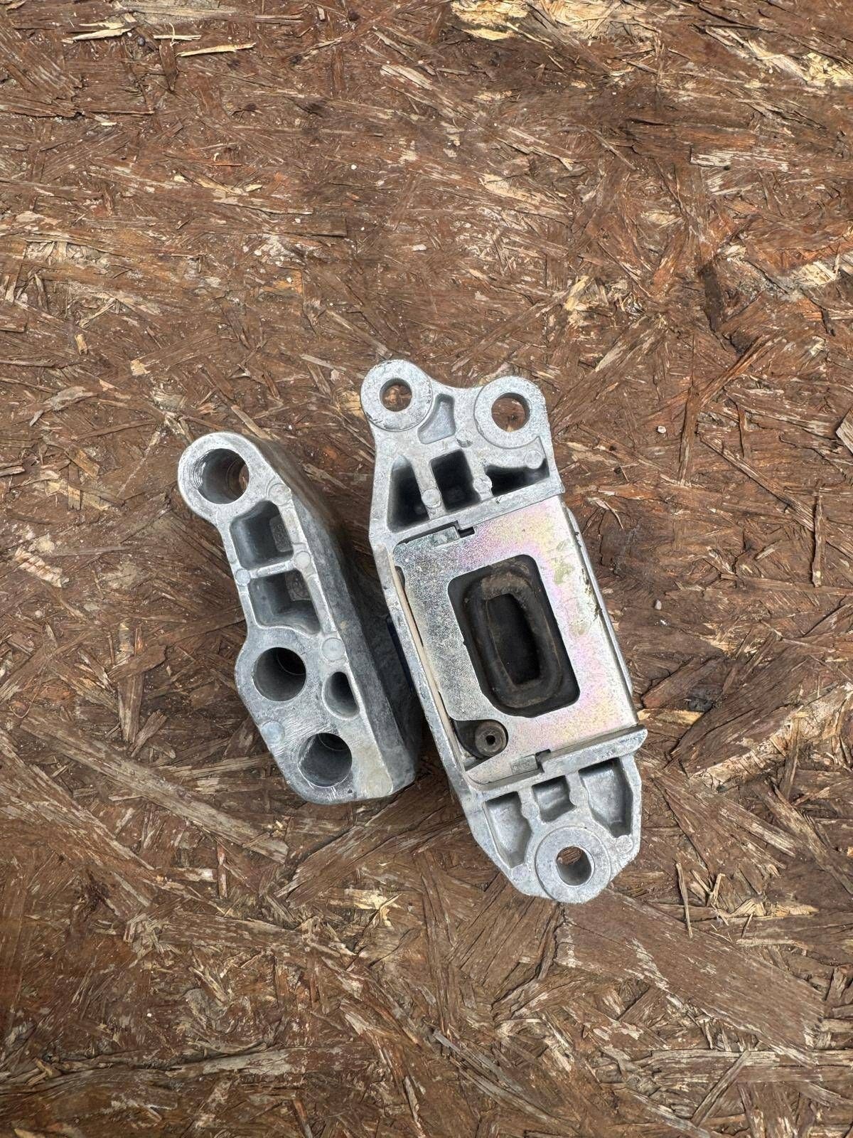 Supporto motore Alfa Romeo Tonale 500X Renegade 1.6D usato