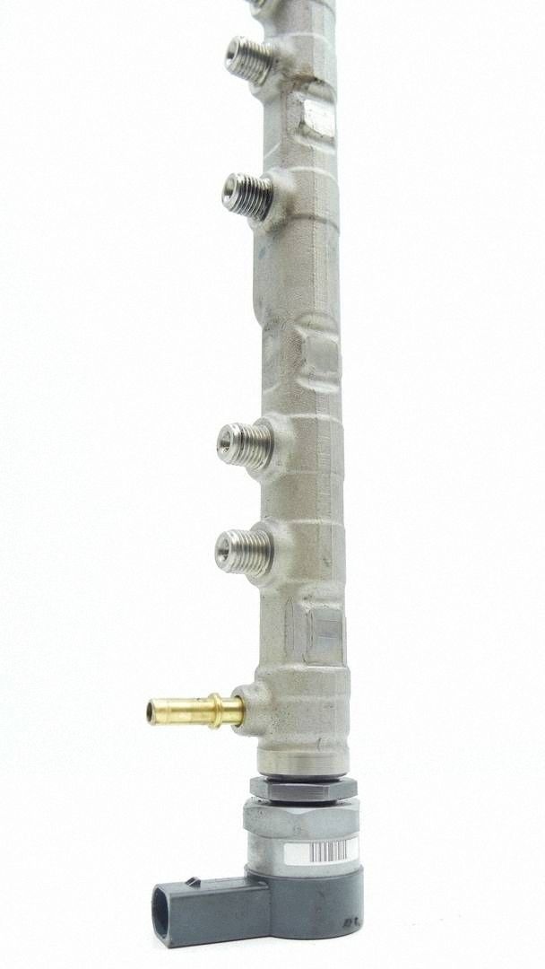 Einspritzleiste BMW F15 F16 3.0 D WAH45613 image 4