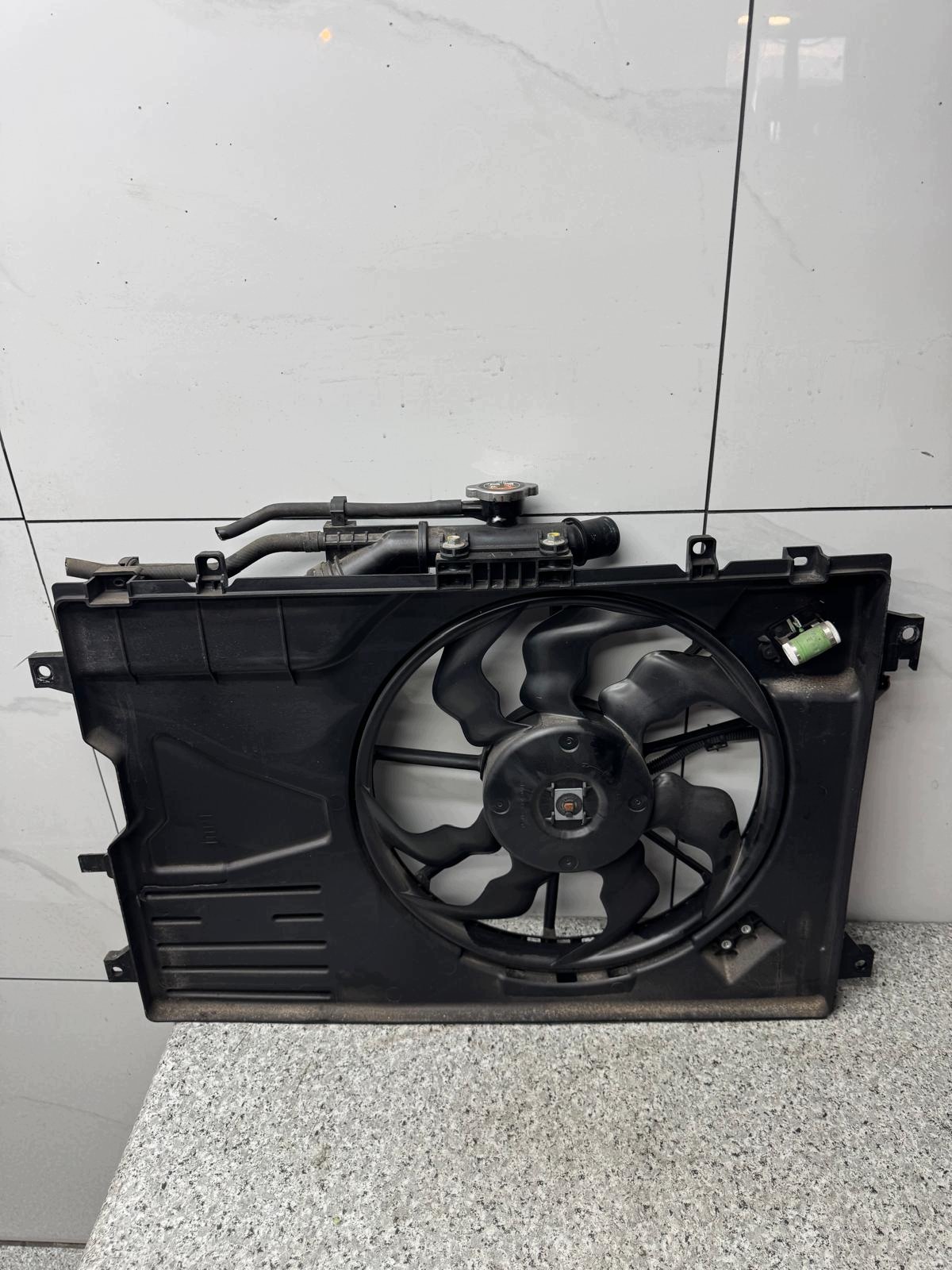 Ventilador radiador Mazda CX30 CX-30 2019-25 2.0 Skyactiv image 2