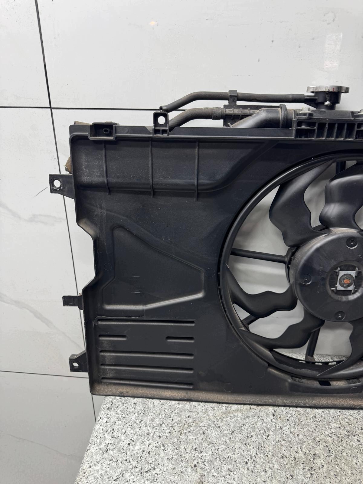 Ventilador radiador Mazda CX30 CX-30 2019-25 2.0 Skyactiv image 3