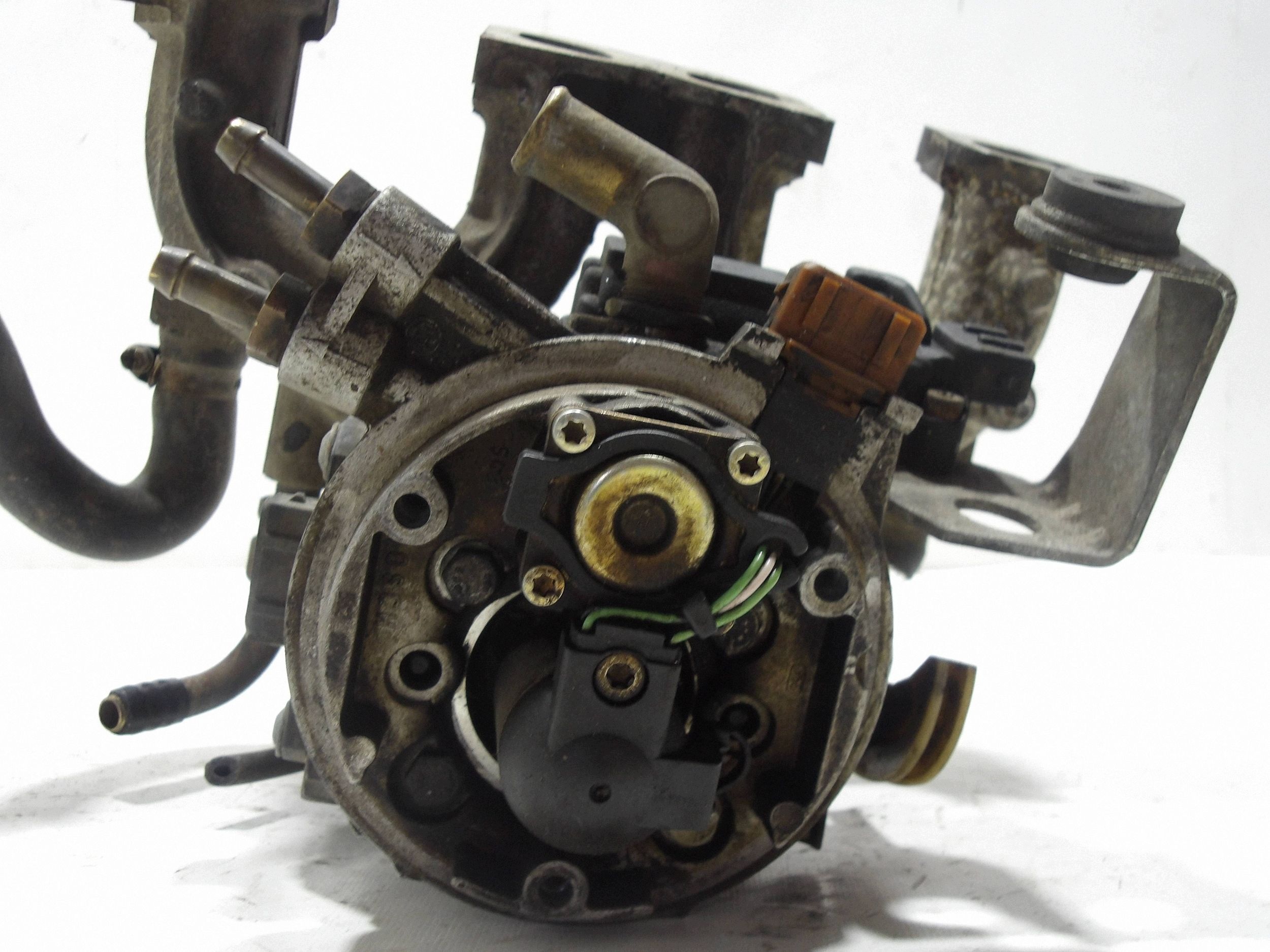 Ansaugkrümmer Vergaser Monoinjection Volvo 460 image 7
