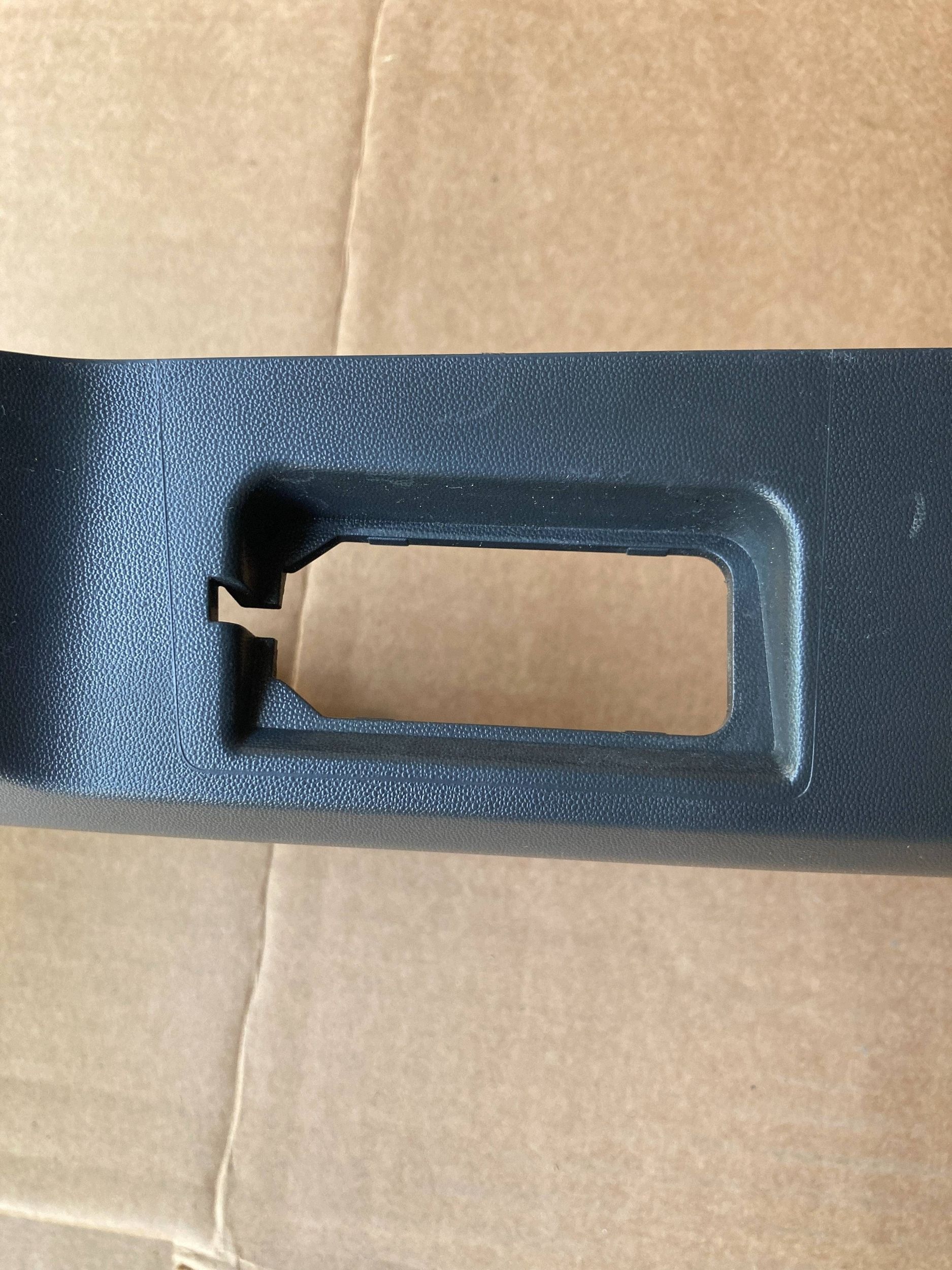 Listeau de hayon Ford Transit Custom OEM image 6