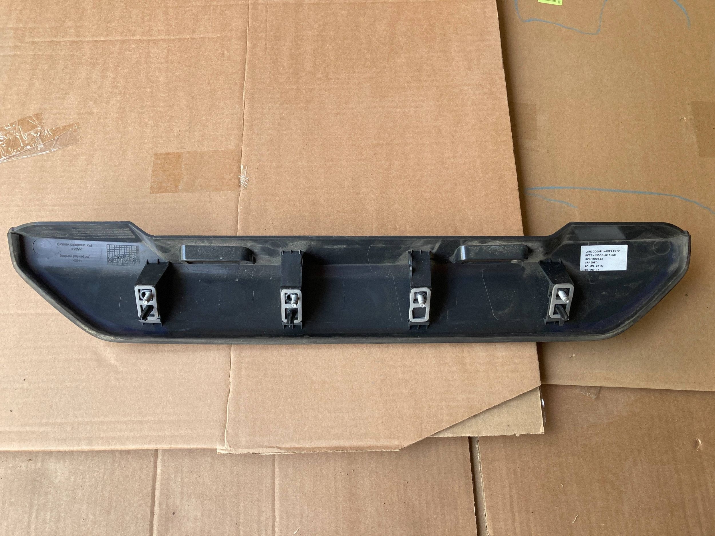 Listeau de hayon Ford Transit Custom OEM image 8