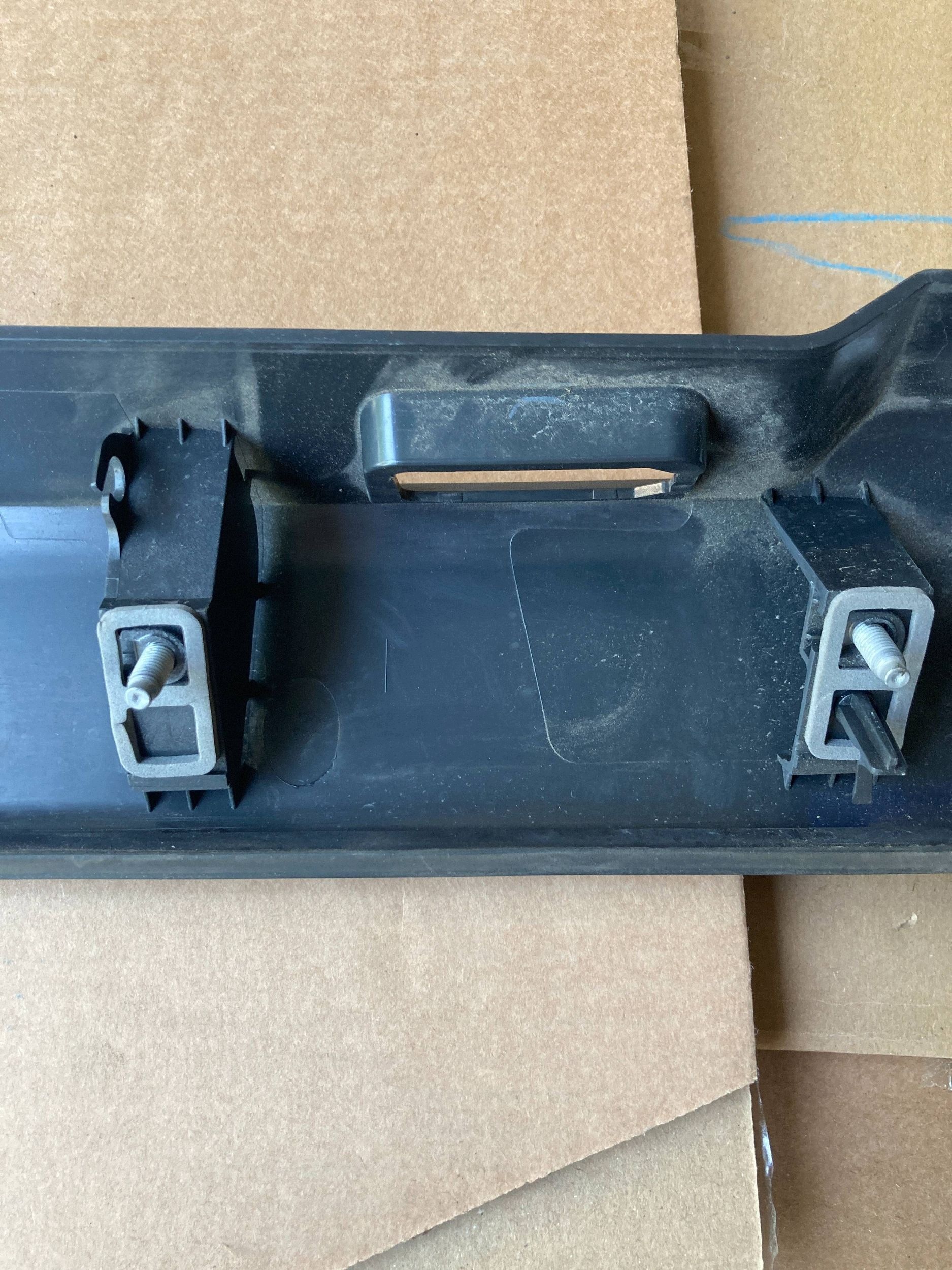 Listeau de hayon Ford Transit Custom OEM image 10
