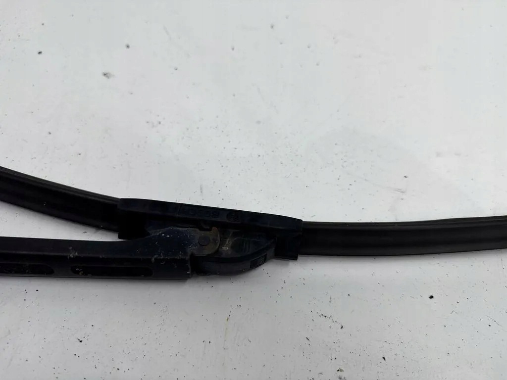 Mercedes A2038202544 Scheibenwischerarm image 6